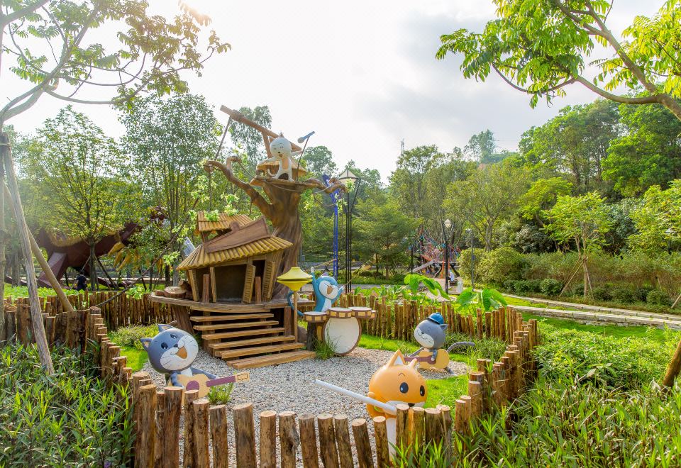 1. 화챠오청 난양 ..