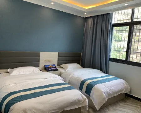 Muli Xinsheng Business Hotel Hotels in Muli