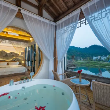 Floral Hotel·Qixi Meisu Hotel (Wuyuan Branch) Hotels near Jiangwan