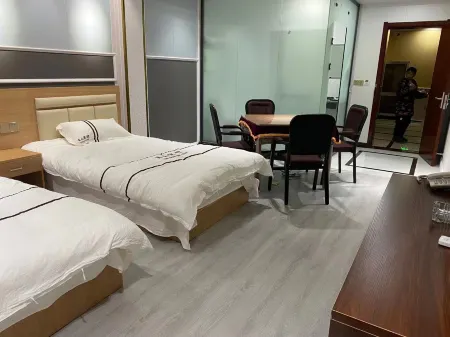Yueshan Business Hotel Отели рядом с достопримечательностью «Mount Xiaogu»