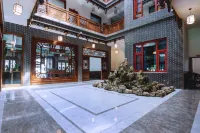 Chunshan Xiaozhu Private Hot Spring Homestay (Mount Qingcheng)
