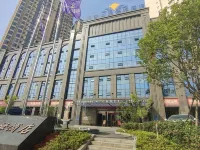 Microtel by Wyndham Miluo Hotels in Miluo