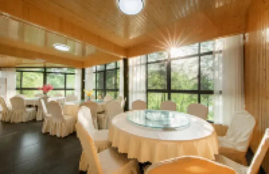 Lvzhu Taoyuan Guesthouse