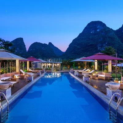 Xindu Homestay (Yangshuo Ten-Mile Gallery Yulong River) Hotels near Yangshuo Suyuan Yulong River Floating Co.， Ltd. Shui'edi Marina