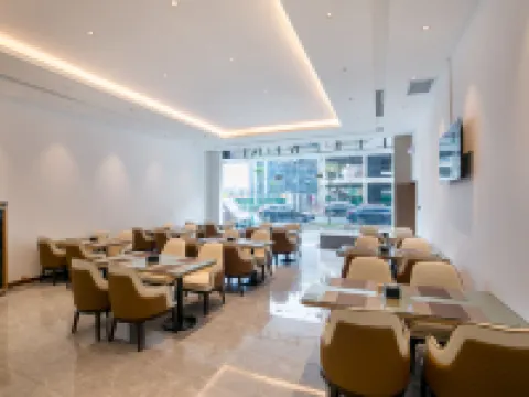 Lavande Hotel Xinyang Xi County Longhu  Easyhome Store. Hotels in Xi County