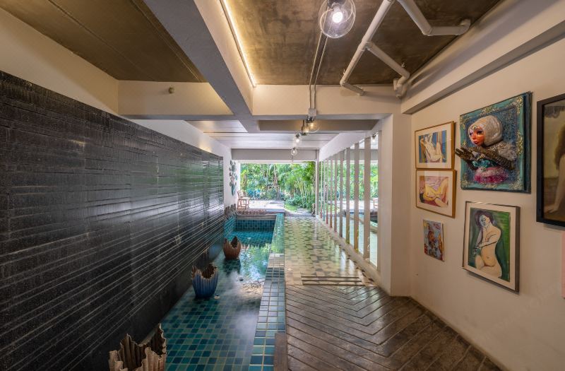 River Art Hotel