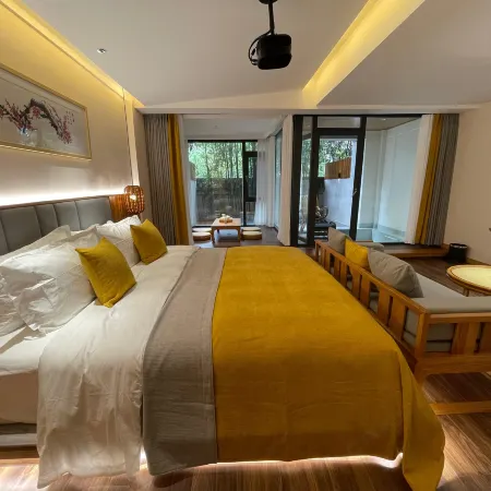 Mount Qingcheng Liuhe · Bisu Wenquan Homestay