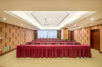 Vienna Hotel (Chongzhou High Speed Railway Station)