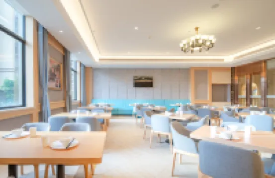 Vienna Hotel (Pingnan Da'an Yongfa famous city store)