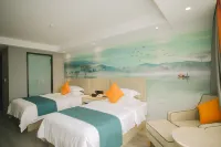 Book Hotel