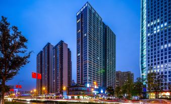 Ganghua Harbor Hotel (Chengdu Century City New Exhibition Global Center)