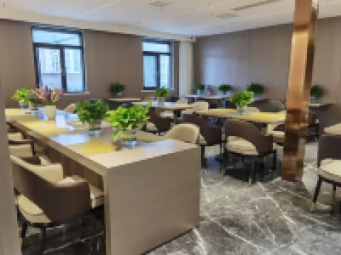 麓楓飯店（鄂州高鐵站店）