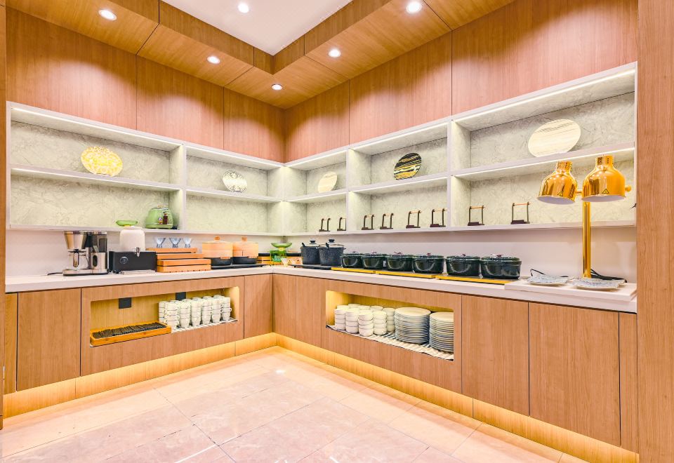 HanTing Hotel의 깔끔한 로비 및 리셉션 공간