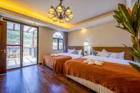 Huizhou Nankunshan R&F Health Valley Mitu Pool Villa