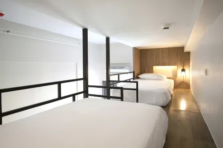 Lub d Manila Makati Отели в г. Макати