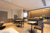 HanTing Hotel (Suning Shuohuang Beizhan) Hôtels à : Suning