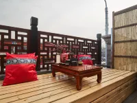 Rongfu Laozhai Hotel Close to Shichahai Scenic Area , Nanluogu Lane and Forbidden City Hotels near Shichahai Station