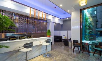 Jing Chen Hotel (IFS International Finance Center, Wuyi Square, Changsha)