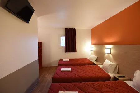 Premiere Classe Paris Est - Rosny Sous Bois Отели в г. Ле Ренси