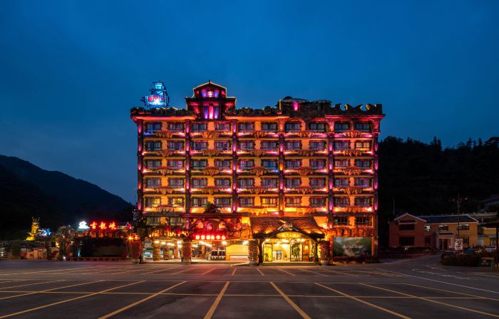 Qingyuan Gulong Gorge Gulong Hotel
