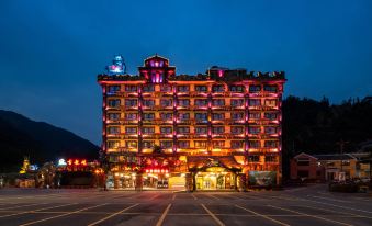 Qingyuan Gulong Gorge Gulong Hotel