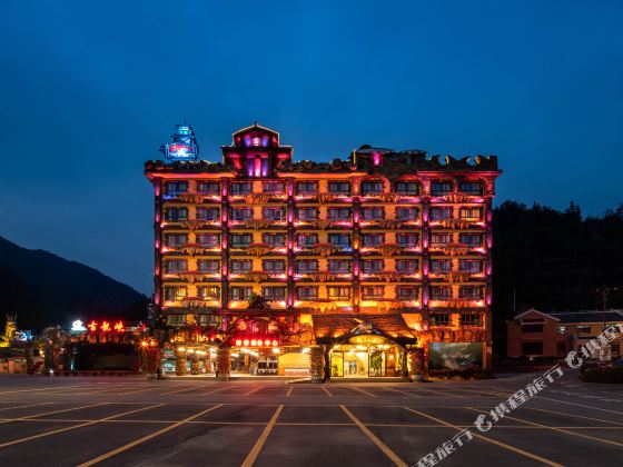 Qingyuan Gulong Gorge Gulong Hotel