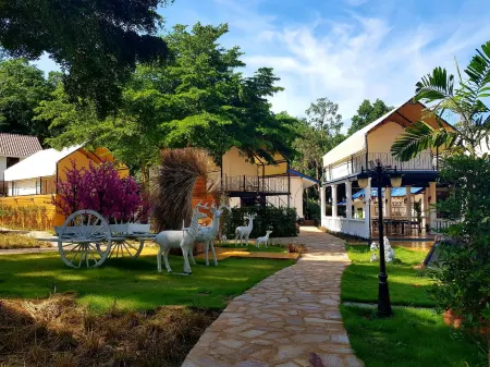 Mont Blanc Base Camp Khaoyai Отели в г. Пак-Чонг