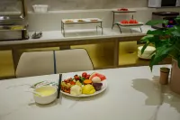 Super 8 Hotel (Akto) - Desayuno