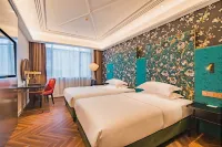 Metropolo (Guangzhou Hanxi Changlong Wanbo subway station Store) Hotels in Guangzhou