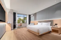 Rundi International Hotel (DanZhou Summer Plaza Gymnasium) Các khách sạn gần Danzhou Museum