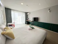 Sally's Jeju Hotels near Aewol