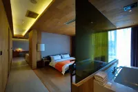 Zhi Resort • Riverside