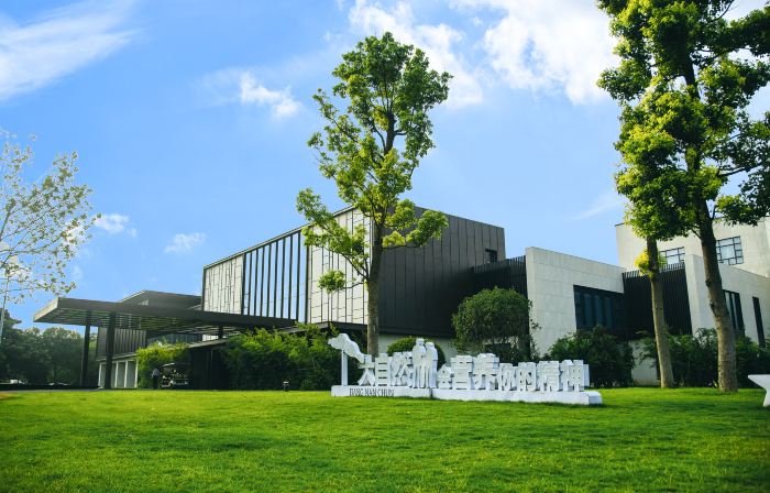 Jiangnanchun Hot Spring Resort Hotel