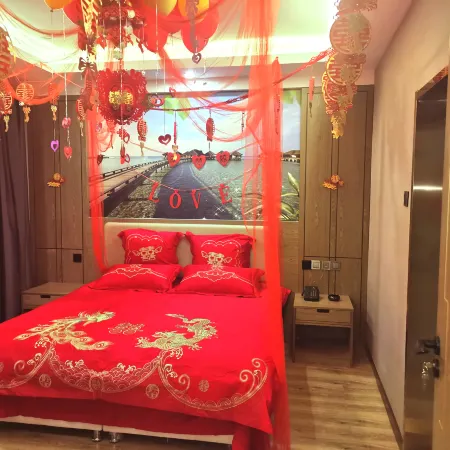 Qian'an Jiurun Tangquan Hotel
