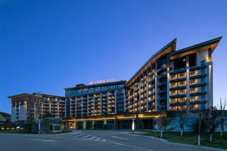 CROWNE PLAZA CHONGLI RESORT