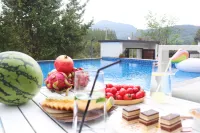 Mogan Mountain Zhuliguan Garden Holiday Resort - مسبح غير متناهي