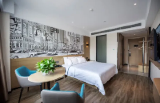 City Comfort Inn Hotel (Ezhou Wuyue Square)