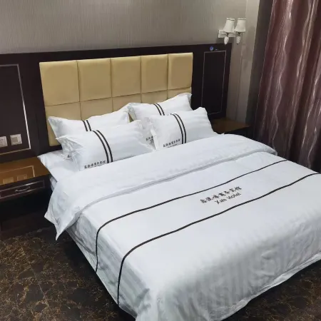 Yakeshi Aohua Business Hotel