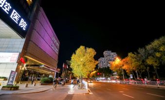 Ruijia Serviced Apartment (Tianjin Binjiang Road)