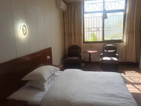 Weishan Wangjiang Hotel