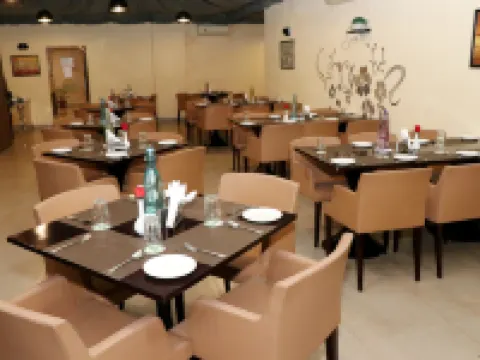Le Roi Jammu - Near Jammu Railway Station Hotels in Jammu