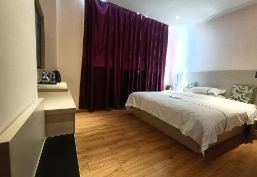 지아이 호텔 로비