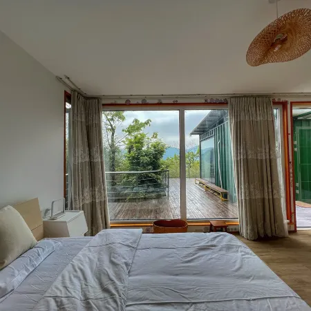 Floating Clouds Homestay
