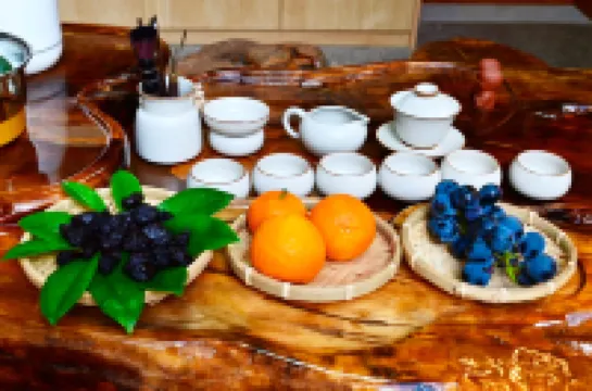 Tingfeng Courtyard Inn