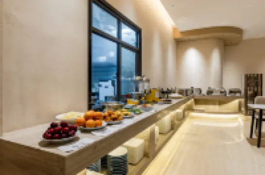 Dali Tianxiang Renhe Hotel (High-speed Railway Station)