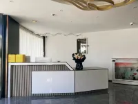 M2 Yazhi Hotel