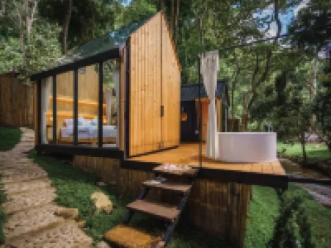 มอนิ่งสตาร์แกลมปิ้ง โรงแรมในอำเภอ แม่ออน