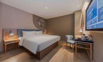 Homeinn · neo (Shanghai Minhang Zhuanqiao Subway Station)