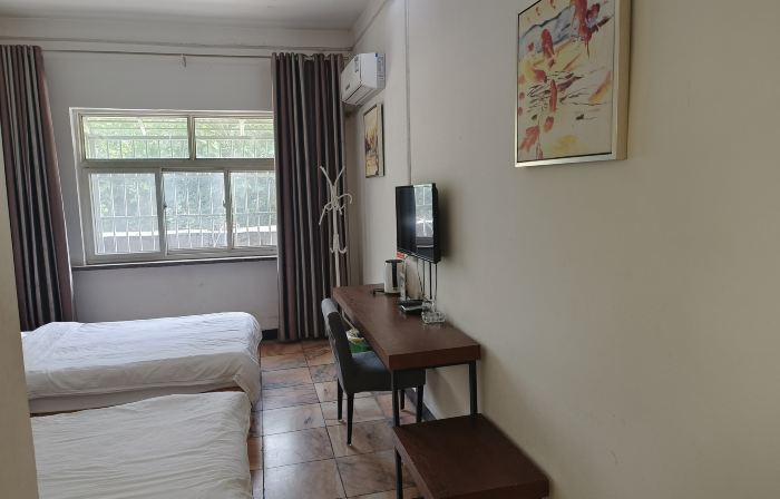 Tianquan Hotel