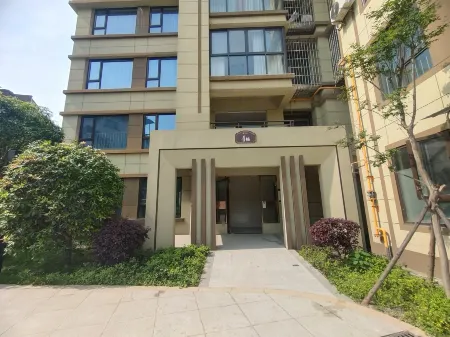 Zizhong Xingchen Homestay Отели рядом с достопримечательностью «Temple of Literature in Zizhong»